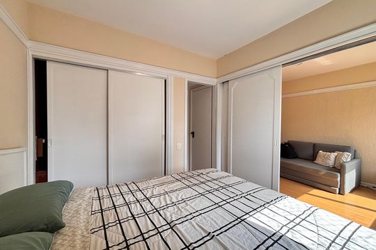 Cozinha de apartamento para alugar com 1 quarto, 57m² em Itaim Bibi, São Paulo
