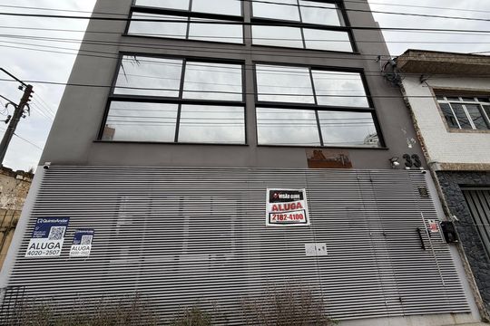 Fachada de kitnet/studio para alugar com 1 quarto, 38m² em Vila Regente Feijó, São Paulo