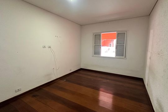Casa à venda com 2 quartos, 250m² em Jardim São Luís, São Paulo
