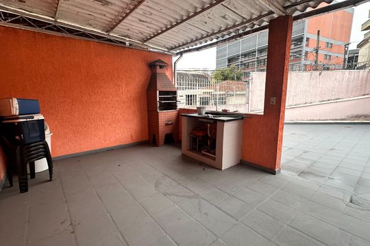 Casa à venda com 2 quartos, 250m² em Jardim São Luís, São Paulo
