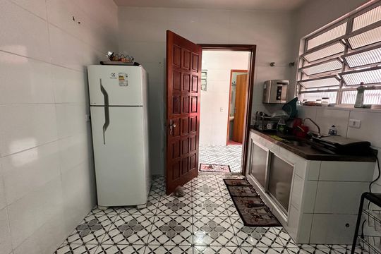 Casa à venda com 2 quartos, 250m² em Jardim São Luís, São Paulo