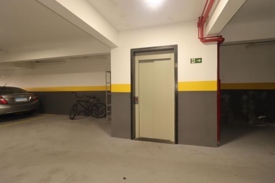 Elevador de apartamento para alugar com 2 quartos, 50m² em Vila Eldizia, Santo André