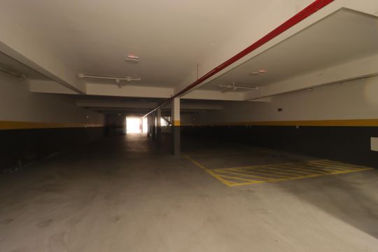 Garagem de apartamento para alugar com 2 quartos, 50m² em Vila Eldizia, Santo André