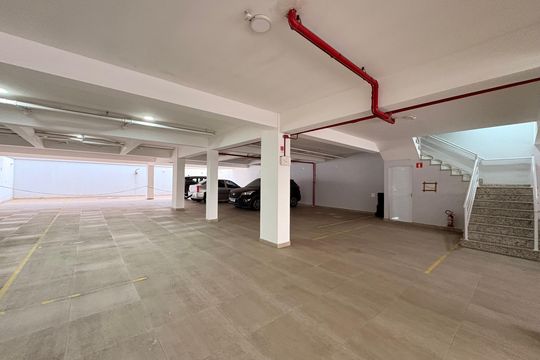 Garagem de apartamento para alugar com 2 quartos, 43m² em Parque das Nações, Santo André