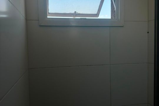 Banheiro de apartamento para alugar com 2 quartos, 36m² em Vila Pirituba, São Paulo