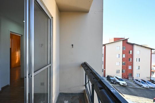Varanda de apartamento para alugar com 2 quartos, 47m² em Jardim Santa Rosa, Taboão da Serra