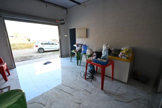 Casa à venda com 2 quartos, 366m² em Parque Industrial João Bras 2, Goiânia
