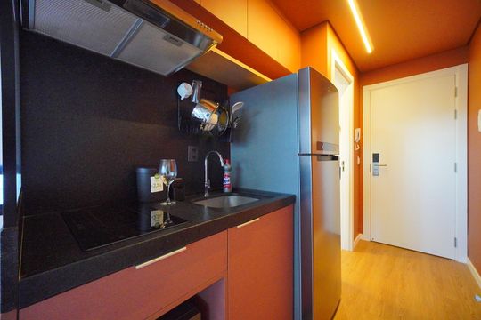 Cozinha de apartamento para alugar com 1 quarto, 30m² em Trindade, Florianópolis
