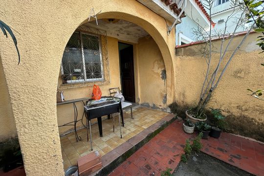 Varanda de casa à venda com 3 quartos, 75m² em Inhaúma, Rio de Janeiro