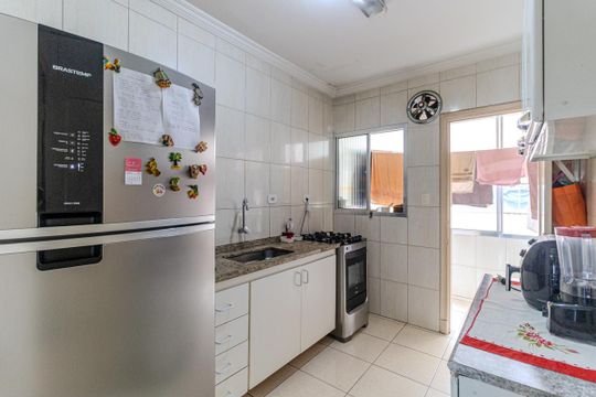 Cozinha de apartamento para alugar com 2 quartos, 90m² em Luz, São Paulo