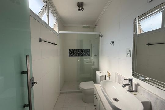 Apartamento para alugar com 2 quartos, 209m² em Higienópolis, São Paulo