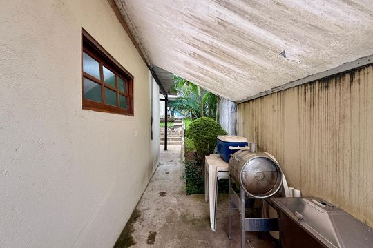 Quintal Lateral de casa à venda com 2 quartos, 150m² em Interlagos, São Paulo