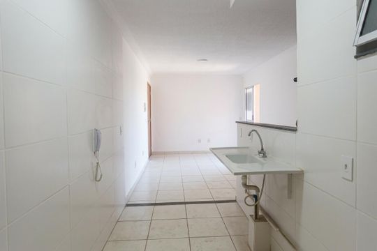Cozinha de apartamento para alugar com 2 quartos, 46m² em Santa Amélia, Belford Roxo