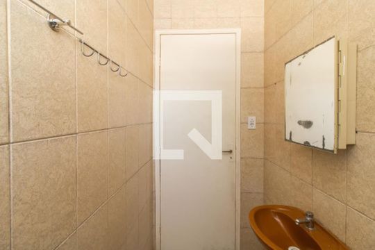 Banheiro - Casa 1 de casa à venda com 4 quartos, 220m² em Vila Talarico, São Paulo