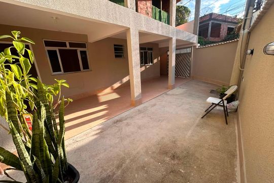 Área externa de casa para alugar com 1 quarto, 105m² em Curicica, Rio de Janeiro