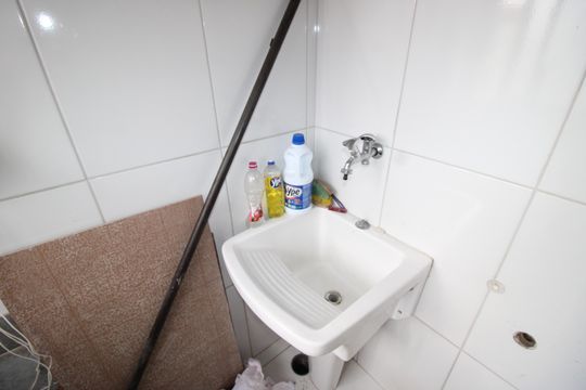 Área de Serviço de apartamento para alugar com 2 quartos, 48m² em Jardim Marilu, São Paulo