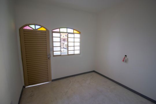 Casa para alugar com 3 quartos, 155m² em Conjunto B, Brasília