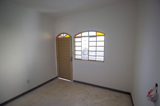 Quarto de casa para alugar com 3 quartos, 155m² em Conjunto B, Brasília
