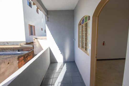 Casa para alugar com 3 quartos, 155m² em Conjunto B, Brasília