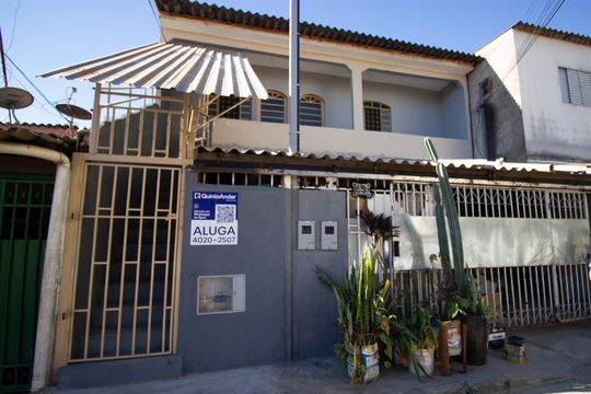 Casa para alugar com 3 quartos, 155m² em Conjunto B, Brasília
