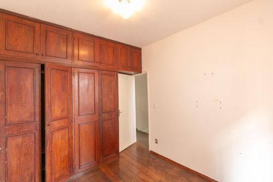 Quarto 2 de casa para alugar com 3 quartos, 69m² em Ouro Preto, Belo Horizonte