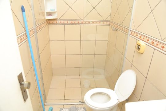 Banheiro social de casa à venda com 4 quartos, 340m² em Ipiranga, Goiânia
