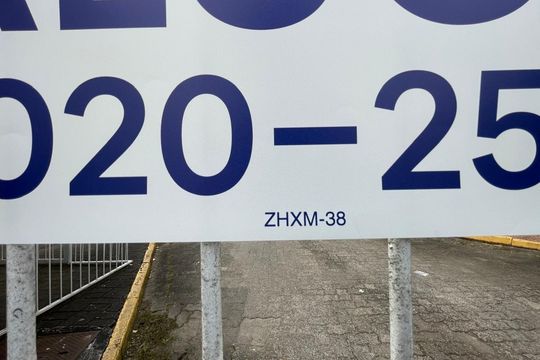 Placa Instalada em 18/09/2026 - Cod.ZHXM-38 de apartamento para alugar com 2 quartos, 52m² em Hamburgo Velho, Novo Hamburgo