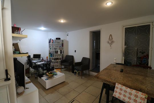 Escritório de casa à venda com 4 quartos, 213m² em Jardim Guanabara, Rio de Janeiro