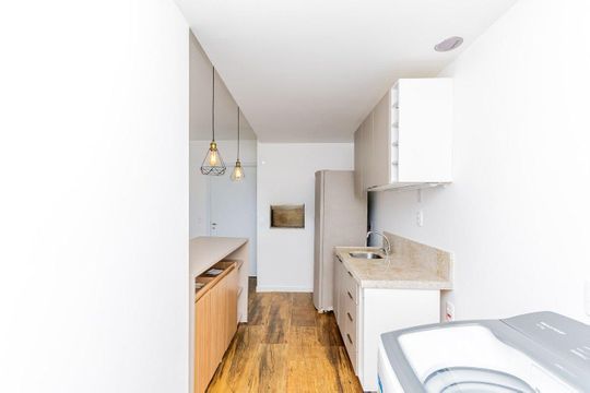 Área de serviço de apartamento para alugar com 2 quartos, 60m² em Jardim do Salso, Porto Alegre