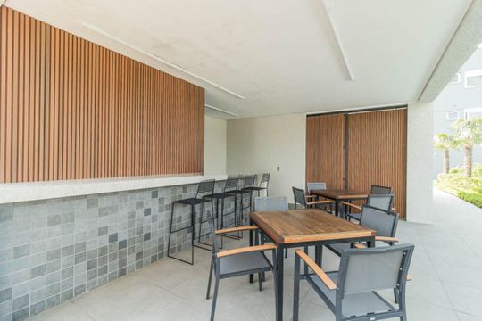 Área externa de apartamento para alugar com 2 quartos, 60m² em Jardim do Salso, Porto Alegre