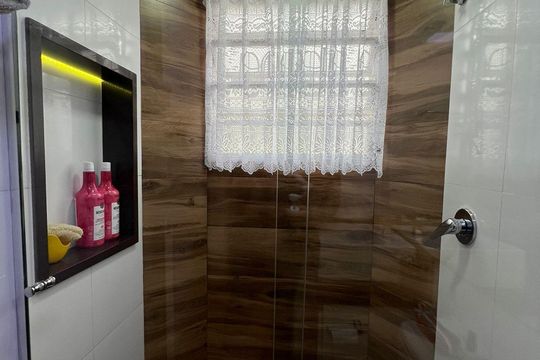 Banheiro de apartamento para alugar com 3 quartos, 63m² em Paulicéia, São Bernardo do Campo