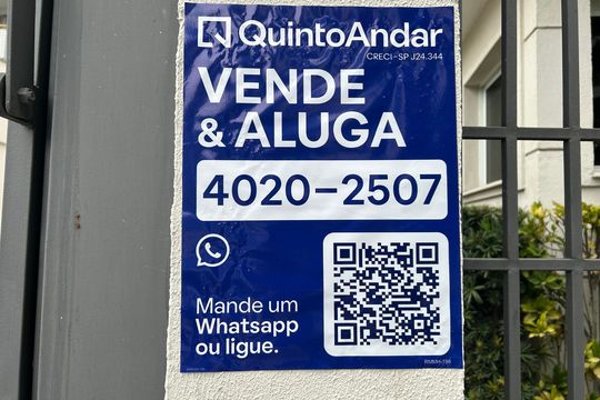 Fachada plaquinha  de apartamento para alugar com 1 quarto, 54m² em Alto da Mooca, São Paulo