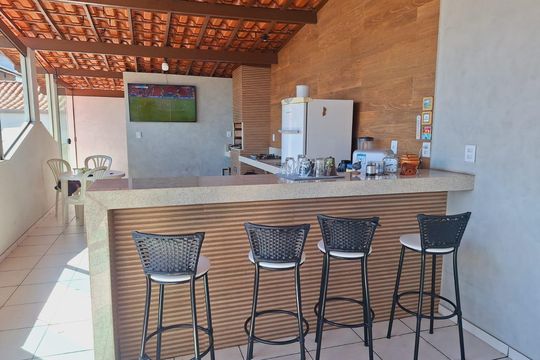 Área externa de casa à venda com 3 quartos, 200m² em Carajás, Contagem