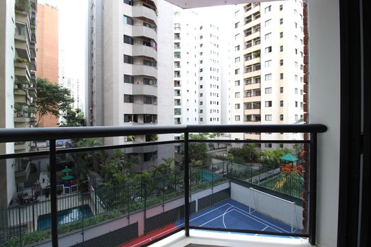 Varanda de apartamento para alugar com 2 quartos, 95m² em Indianópolis, São Paulo