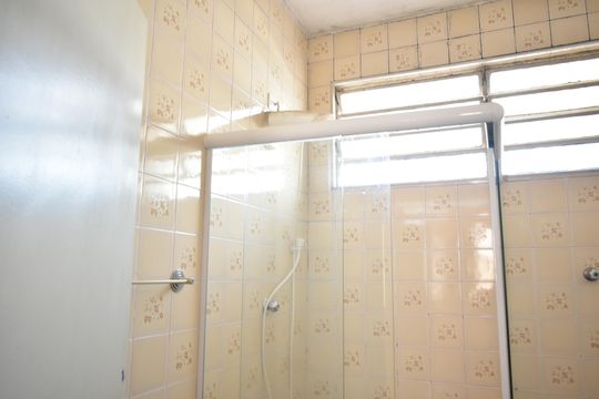 Banheiro Social de casa para alugar com 4 quartos, 299m² em São Judas, São Paulo