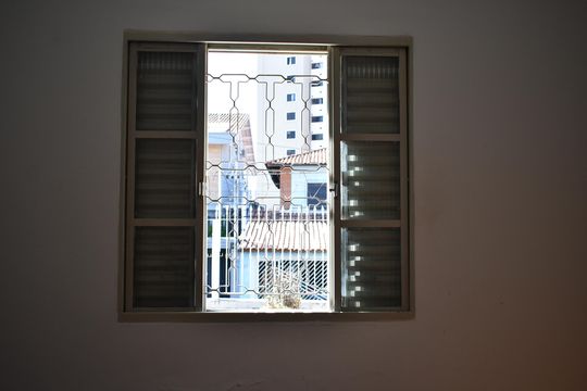 Quarto 1 de casa para alugar com 4 quartos, 299m² em São Judas, São Paulo
