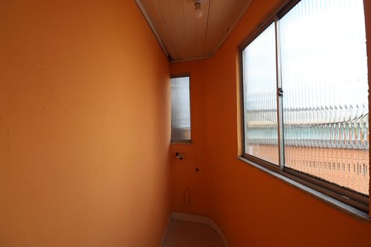 Área de Serviço de apartamento para alugar com 2 quartos, 70m² em Narandiba, Salvador