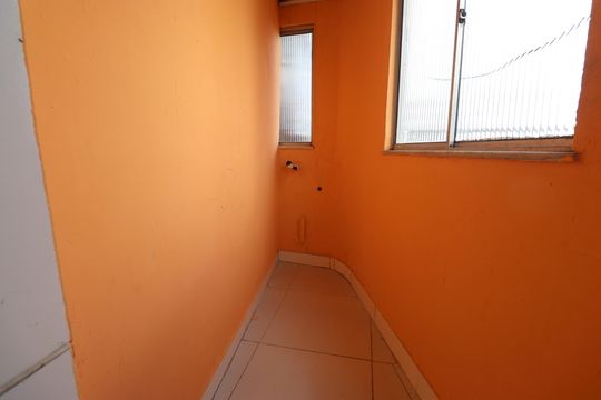 Área de Serviço de apartamento para alugar com 2 quartos, 70m² em Narandiba, Salvador