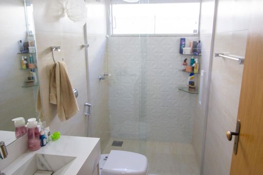 Casa de Condomínio à venda com 3 quartos, 193m² em Colônia Agrícola Arniqueira, Brasília