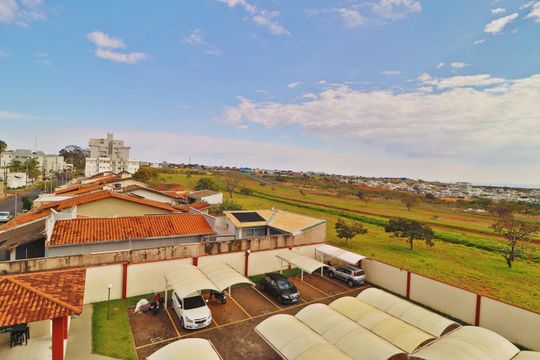 Sala de apartamento para alugar com 2 quartos, 50m² em Alto Umuarama, Uberlândia