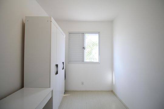 Quarto 1 de apartamento para alugar com 2 quartos, 48m² em Vila Andrade, São Paulo