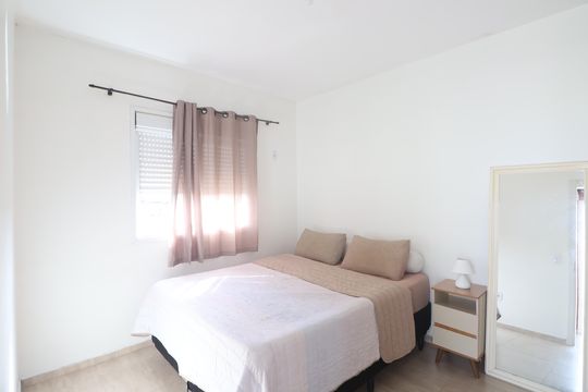 Quarto de apartamento para alugar com 1 quarto, 63m² em Lorenzi, Cachoeirinha