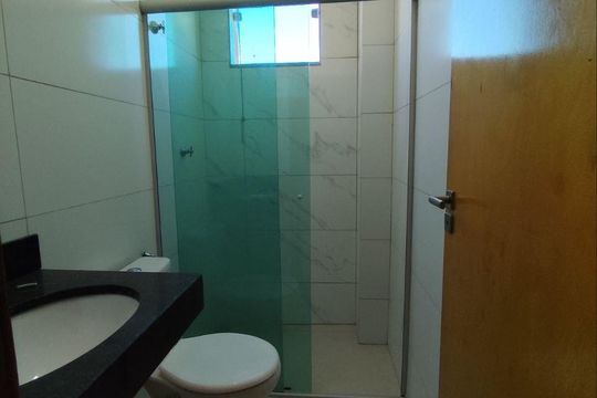 Banheiro de apartamento para alugar com 2 quartos, 55m² em Vereda, Contagem