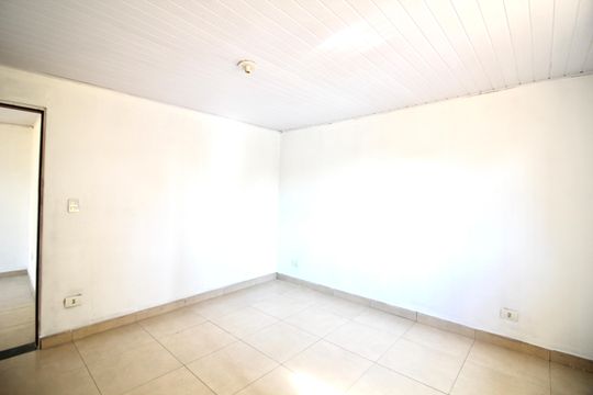 Quarto 1 de casa para alugar com 1 quarto, 40m² em Jardim Belem, São Paulo