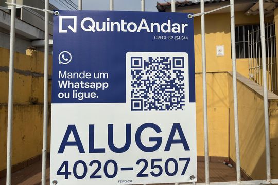 Fachada de casa para alugar com 1 quarto, 40m² em Jardim Belem, São Paulo