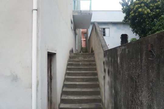 Área externa de casa para alugar com 2 quartos, 83m² em Parque Santana, Barueri