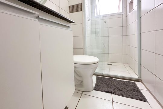 Banheiro Social de apartamento para alugar com 2 quartos, 59m² em Baeta Neves, São Bernardo do Campo