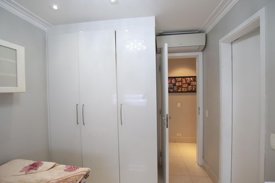 Apartamento para alugar com 4 quartos, 148m² em Jardim Vila Mariana, São Paulo