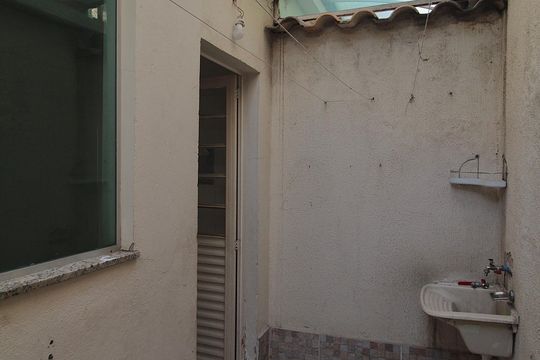 Área de Serviço de casa de condomínio para alugar com 2 quartos, 63m² em Vila Jardim Leblon, Belo Horizonte