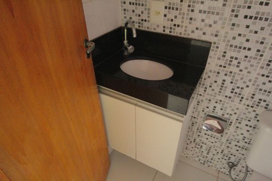Lavabo de casa de condomínio para alugar com 2 quartos, 63m² em Vila Jardim Leblon, Belo Horizonte